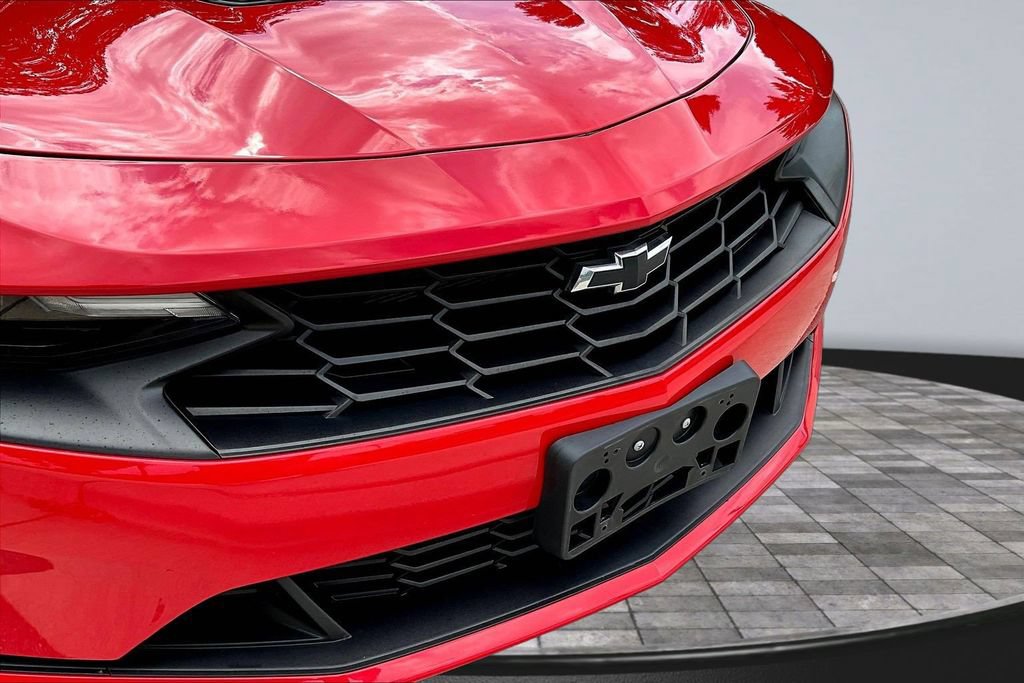 Used 2022 Chevrolet Camaro LT w/ Technology Package RWD image 29