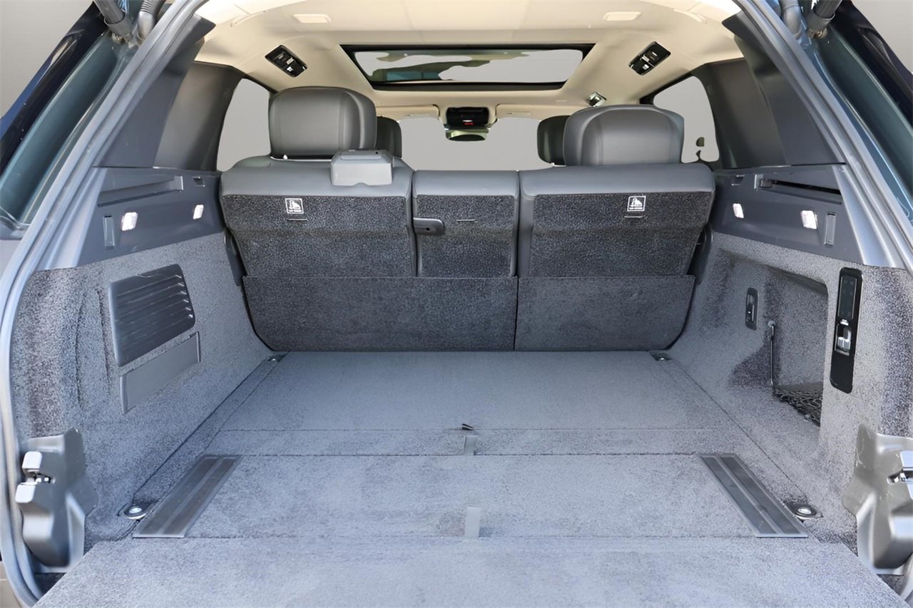 Used 2024 Land Rover Range Rover Long Wheelbase Autobiography image 26