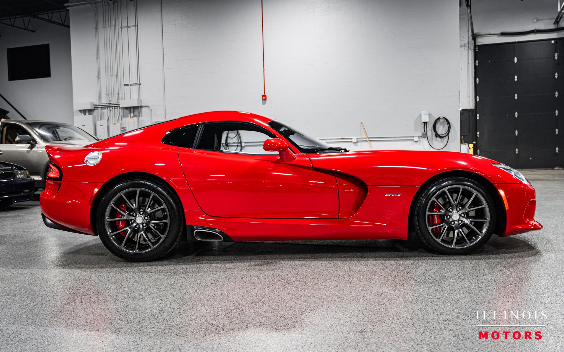 Used 2013 SRT Viper GTS w/ GTS Laguna Interior Pkg image 6