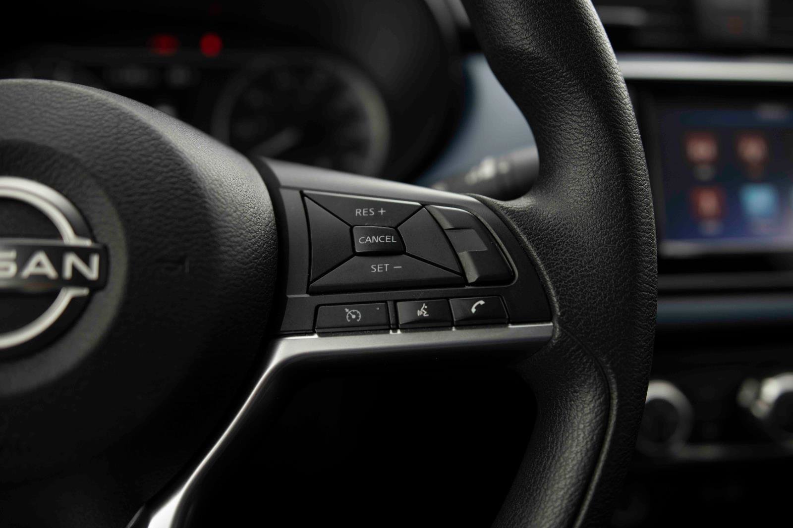 Used 2023 Nissan Versa SV image 7