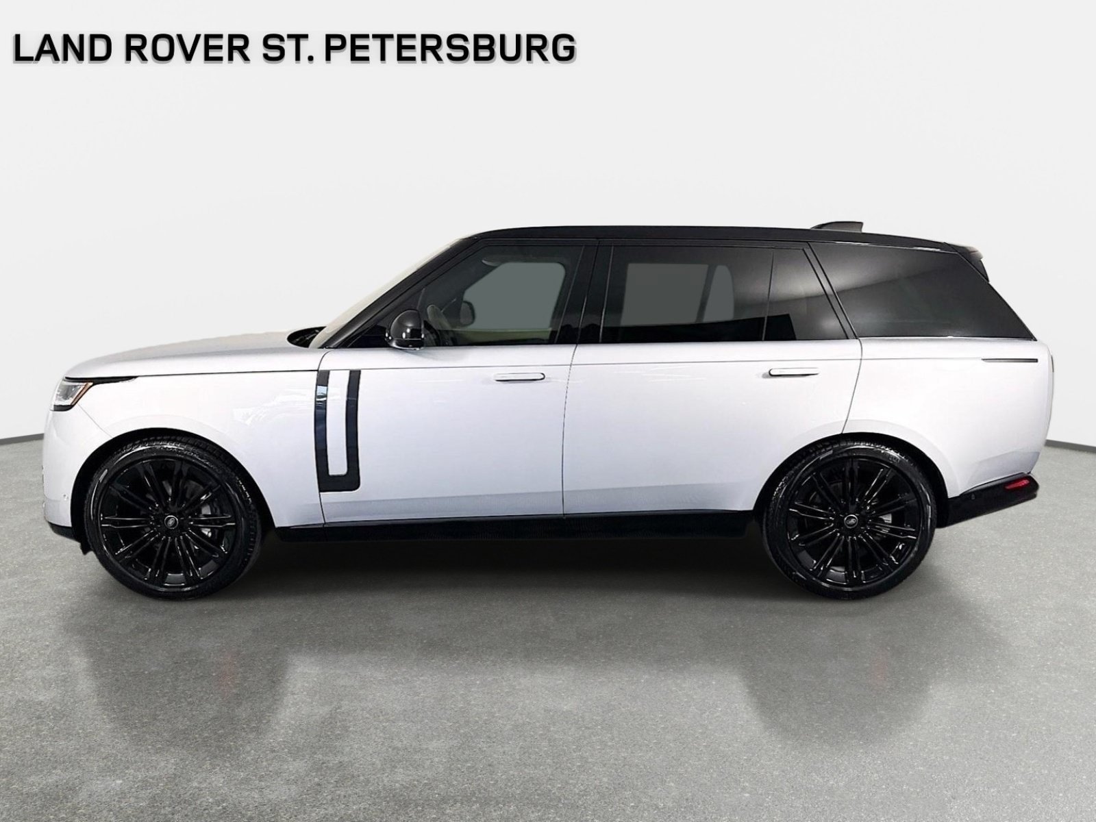 Used 2023 Land Rover Range Rover Long Wheelbase SE AWD/4WD image 8