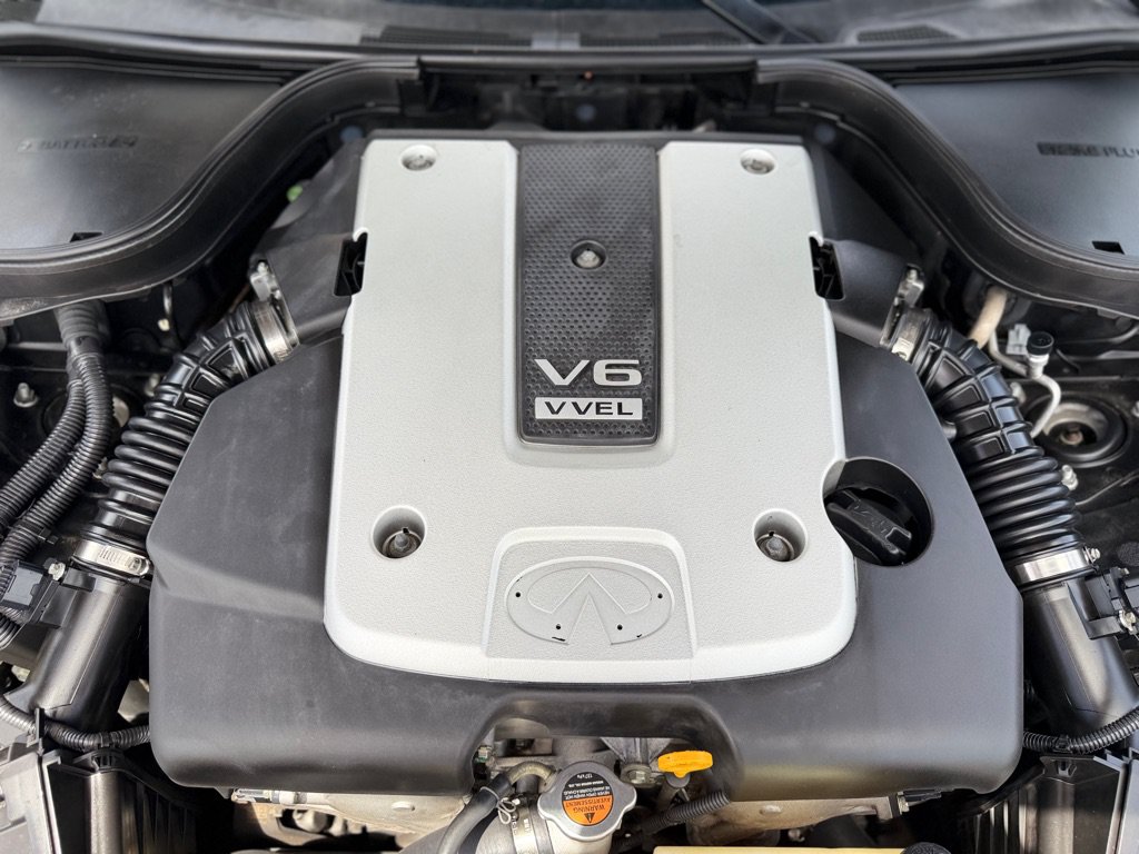Used 2014 INFINITI Q60 Journey w/ Premium Package RWD image 18