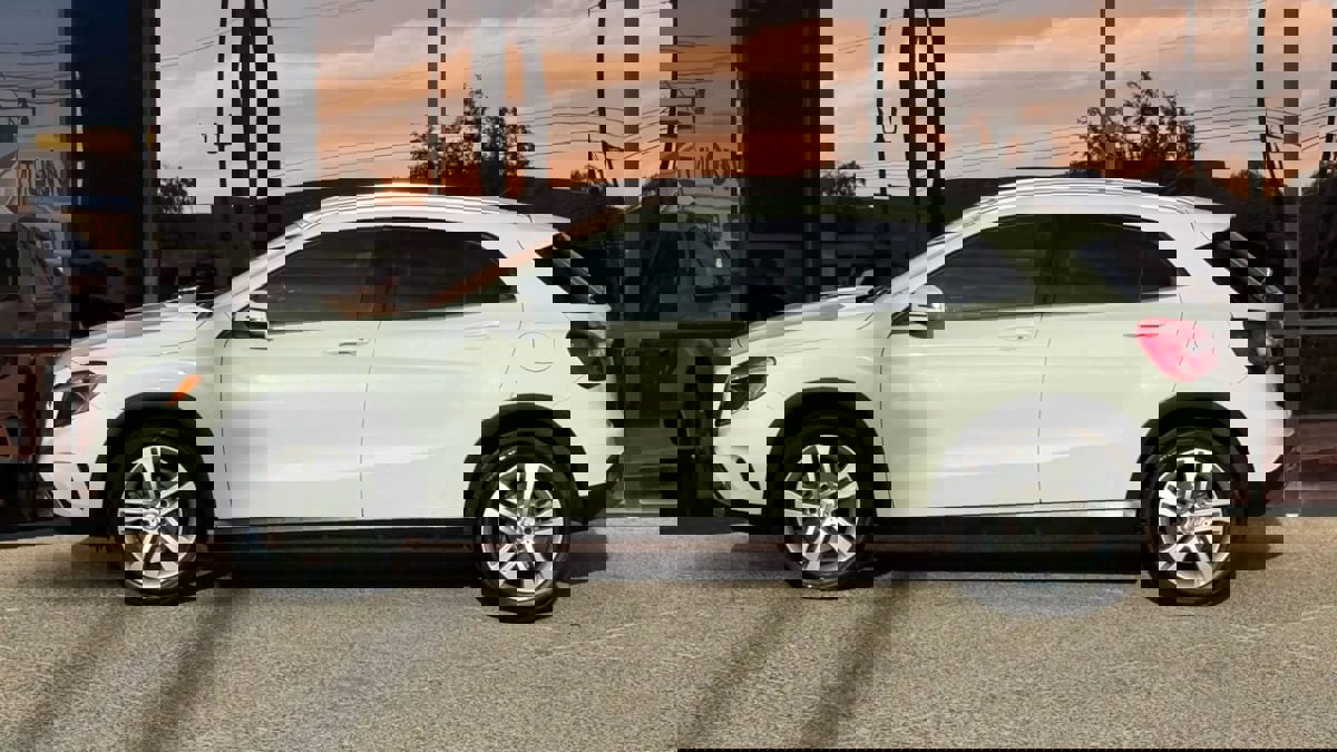 Used 2015 Mercedes-Benz GLA 250 4MATIC image 5