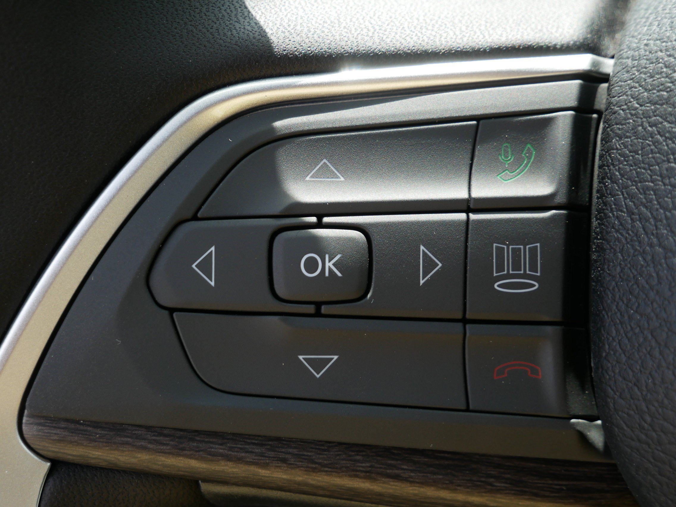 New 2026 Jeep Grand Cherokee Limited AWD/4WD image 15