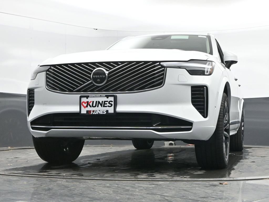 New 2026 Volvo XC90 B6 Plus w/ Protection Package image 38