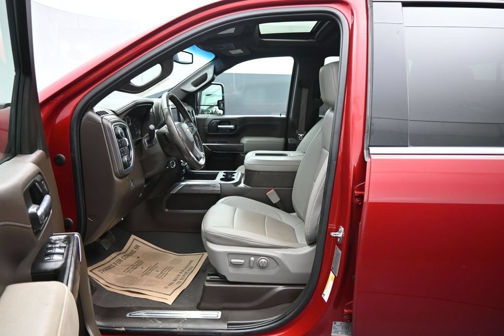 Used 2022 Chevrolet Silverado 3500 LTZ w/ LTZ Convenience Package AWD/4WD image 10