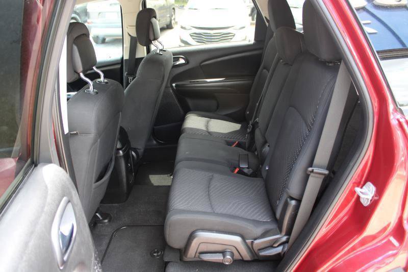 Used 2011 Dodge Journey Mainstreet FWD image 12