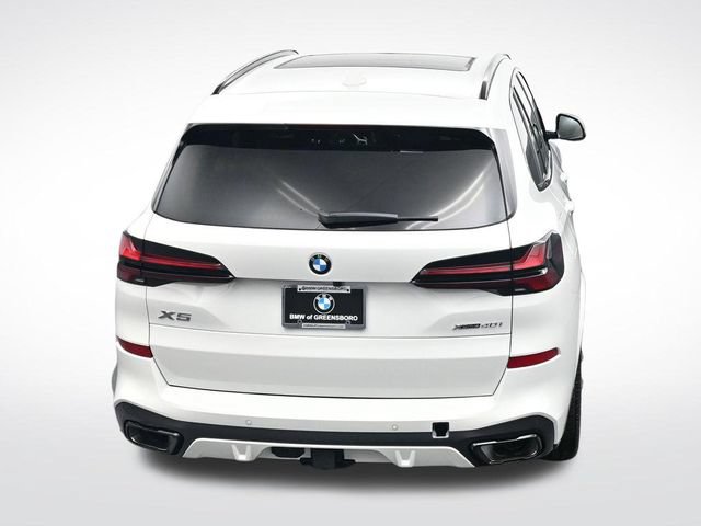 New 2026 BMW X5 xDrive40i w/ M Sport Package AWD/4WD image 25