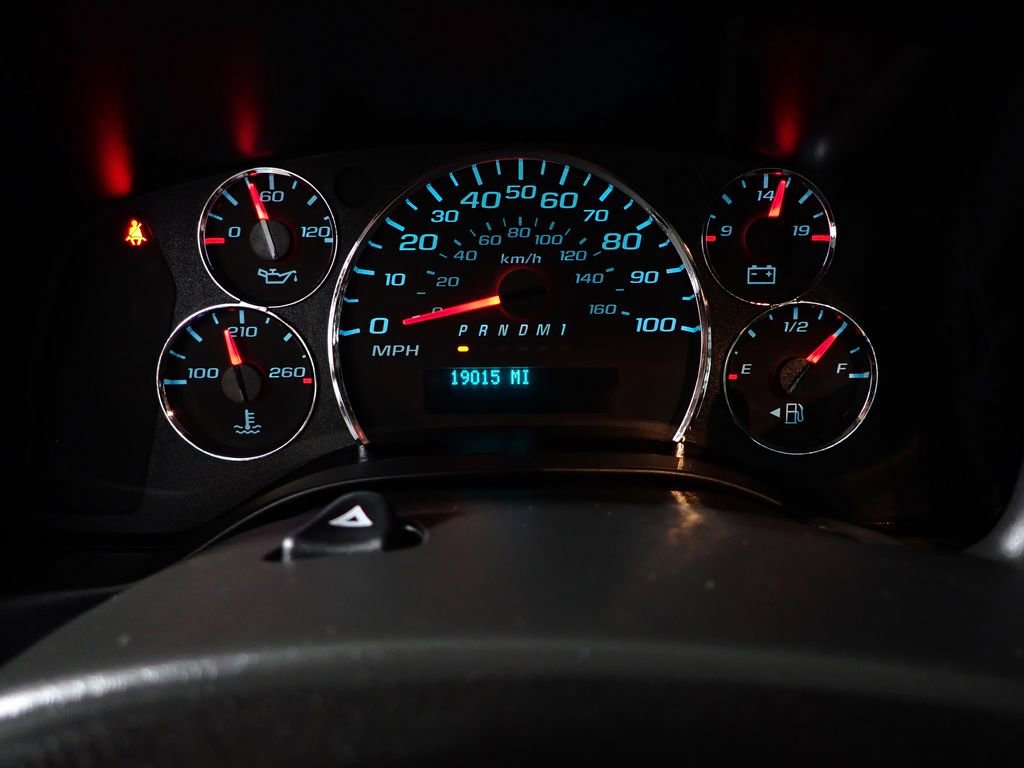 Used 2024 GMC Savana 2500 w/ Driver Convenience Package RWD image 22