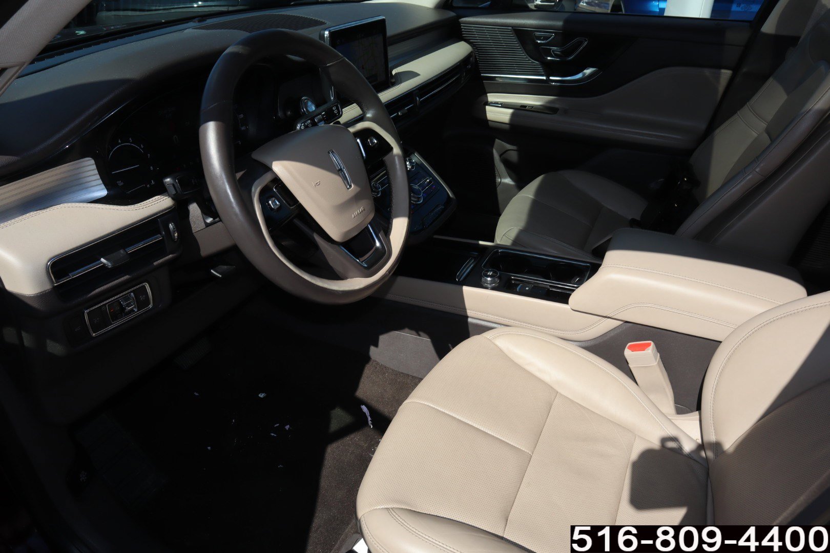 Used 2020 Lincoln Corsair AWD w/ Premium Package image 17