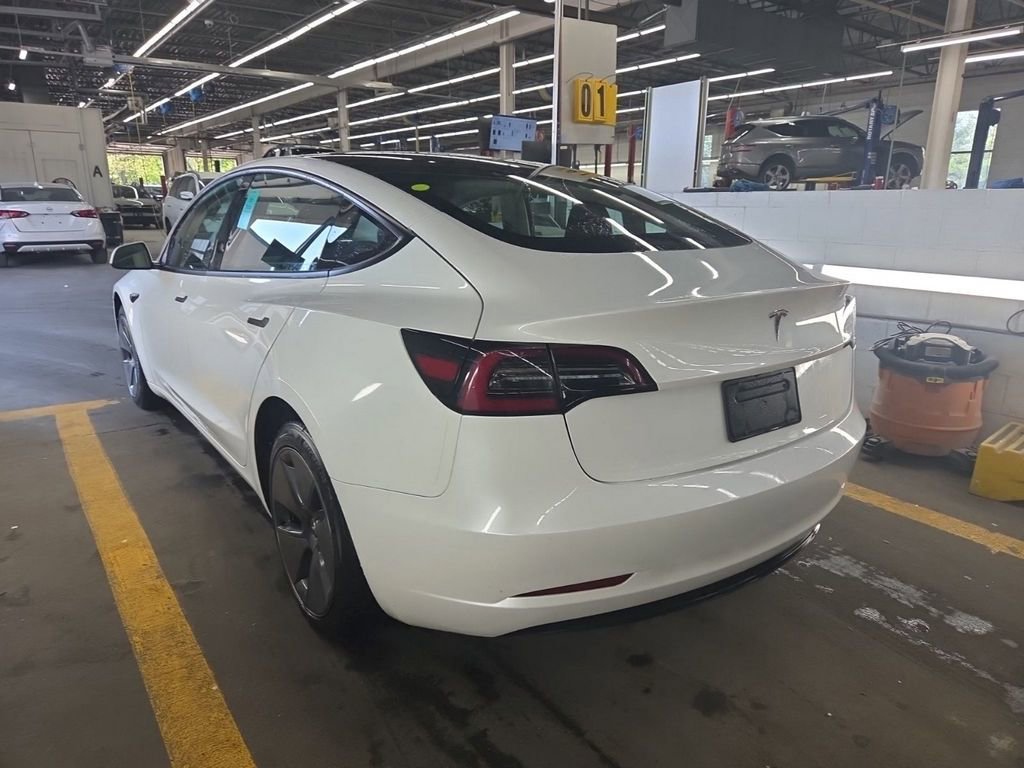 Used 2023 Tesla Model 3 Standard Range RWD image 4