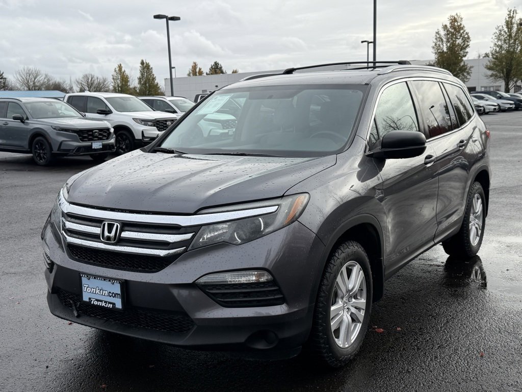 Used 2016 Honda Pilot LX image 4