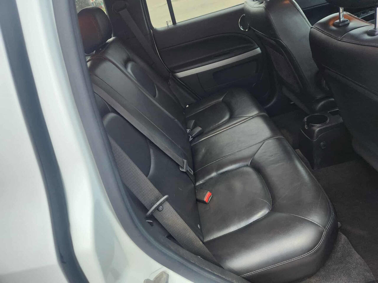 Used 2010 Chevrolet HHR LS image 17