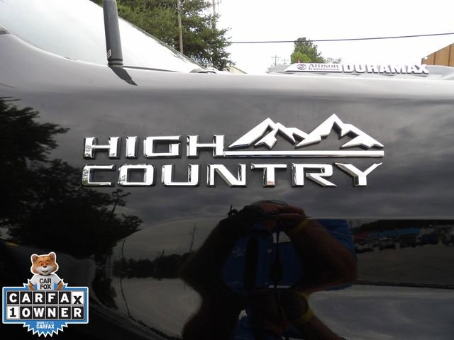Used 2022 Chevrolet Silverado 3500 High Country w/ Safety Package II AWD/4WD image 17