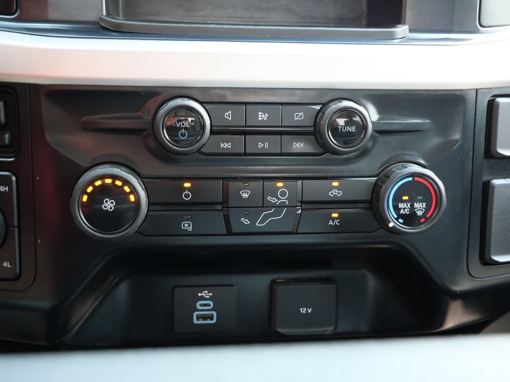 Used 2024 Ford F350 XL w/ FX4 Off-Road Package AWD/4WD image 32