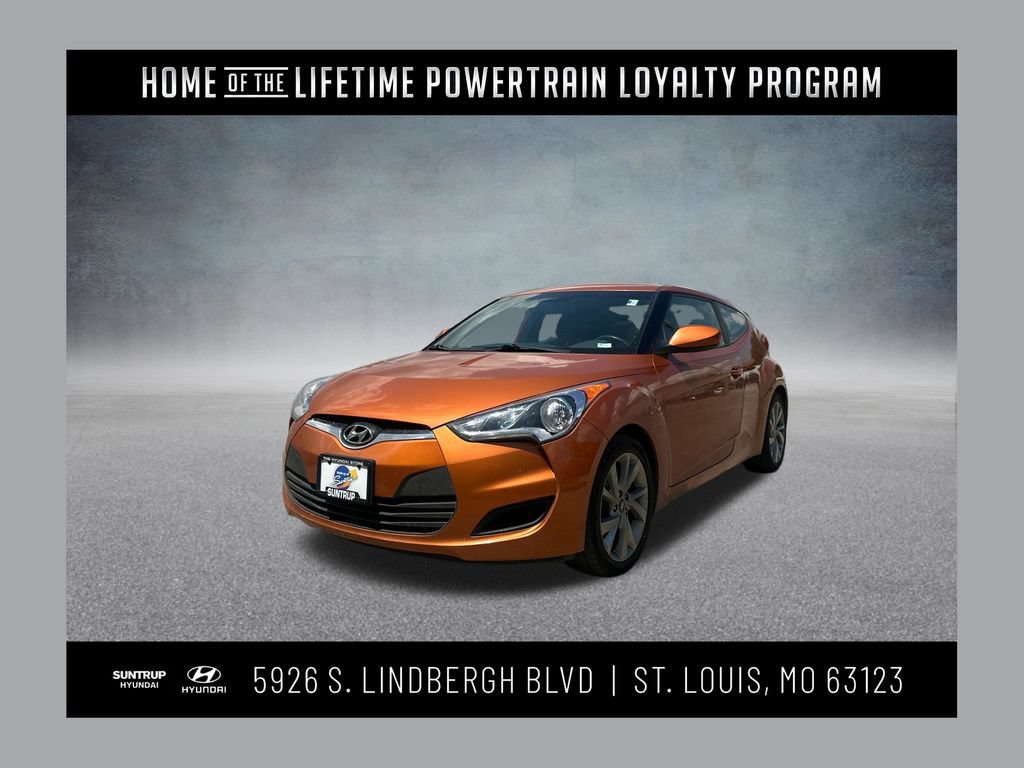 Used 2016 Hyundai Veloster FWD image 1