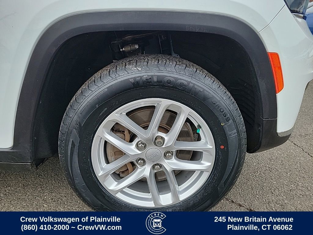 Used 2021 Jeep Grand Cherokee L Laredo w/ Luxury Tech Group I image 23