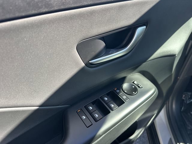 Used 2026 Hyundai Kona Limited image 18