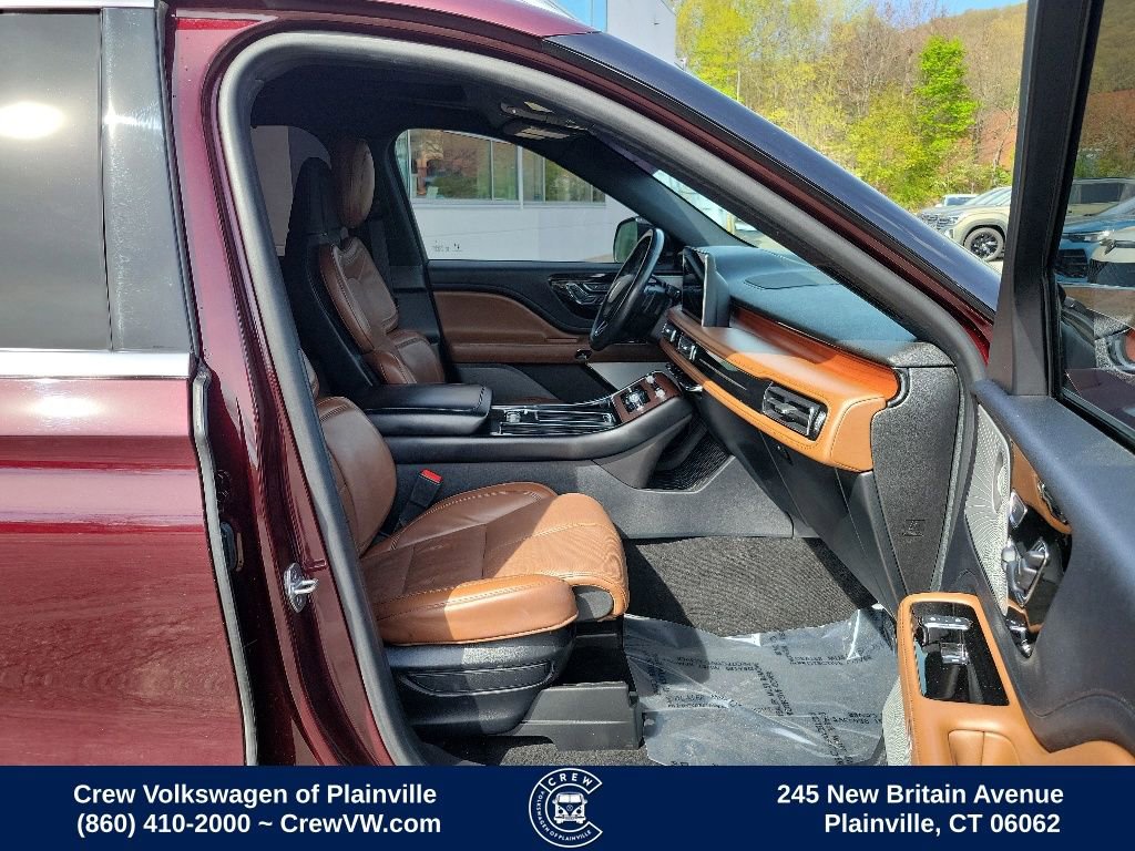 Used 2020 Lincoln Aviator Reserve w/ Equipment Group 202A AWD/4WD image 18