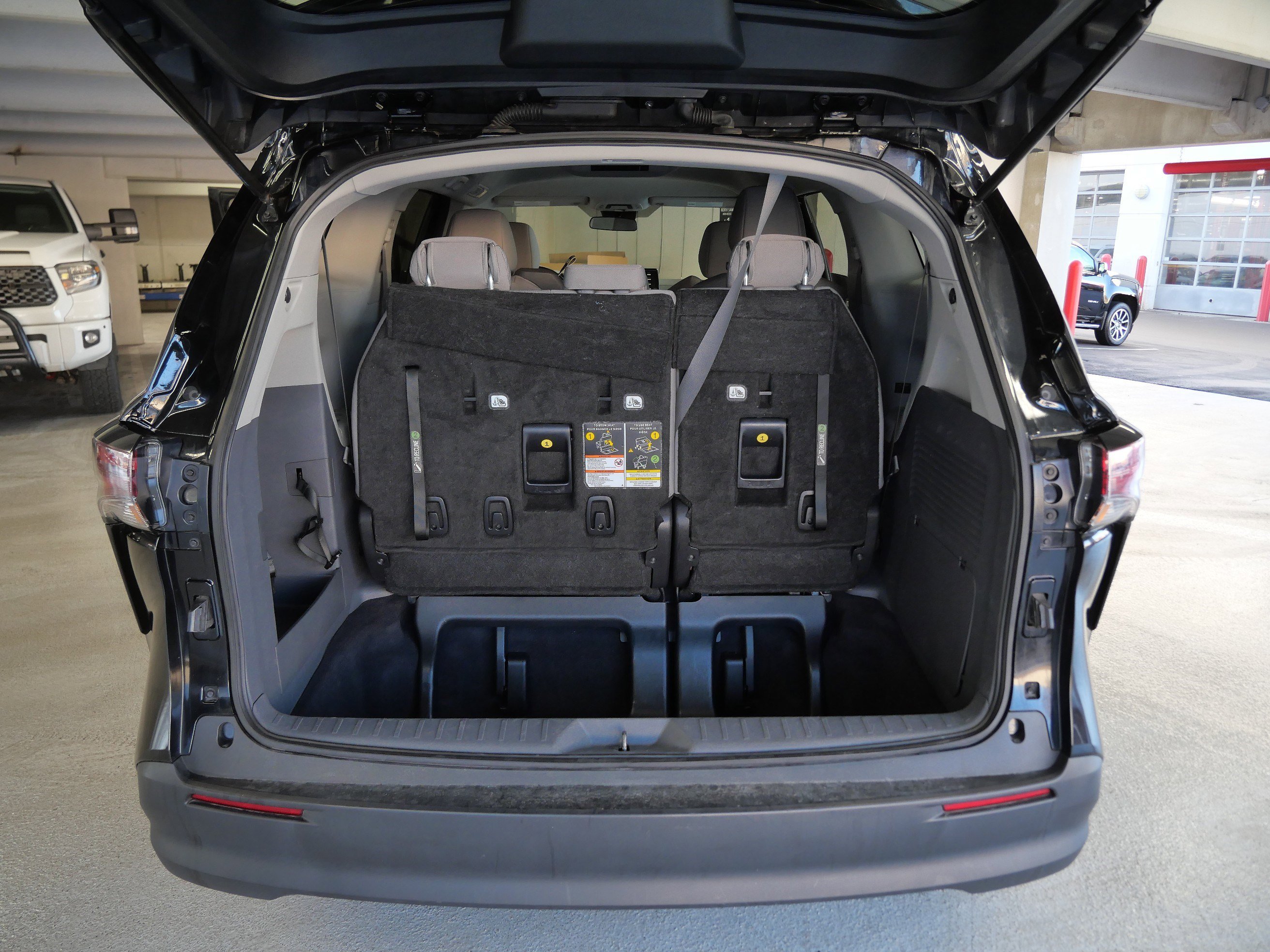 Certified 2024 Toyota Sienna LE image 19