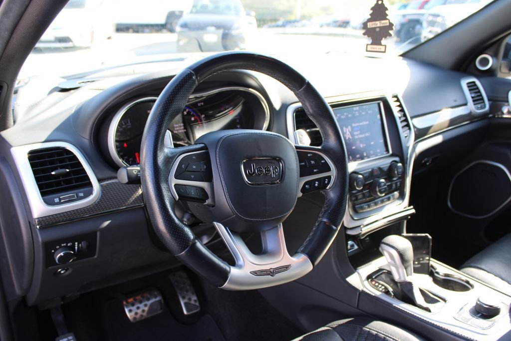Used 2018 Jeep Grand Cherokee Trackhawk image 32