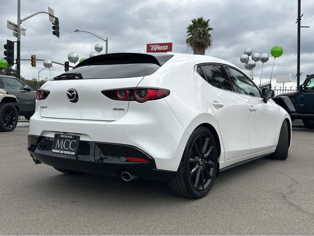 Used 2019 MAZDA MAZDA3 Hatchback w/ Premium Package image 13