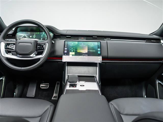 New 2026 Land Rover Range Rover Long Wheelbase SE AWD/4WD image 18