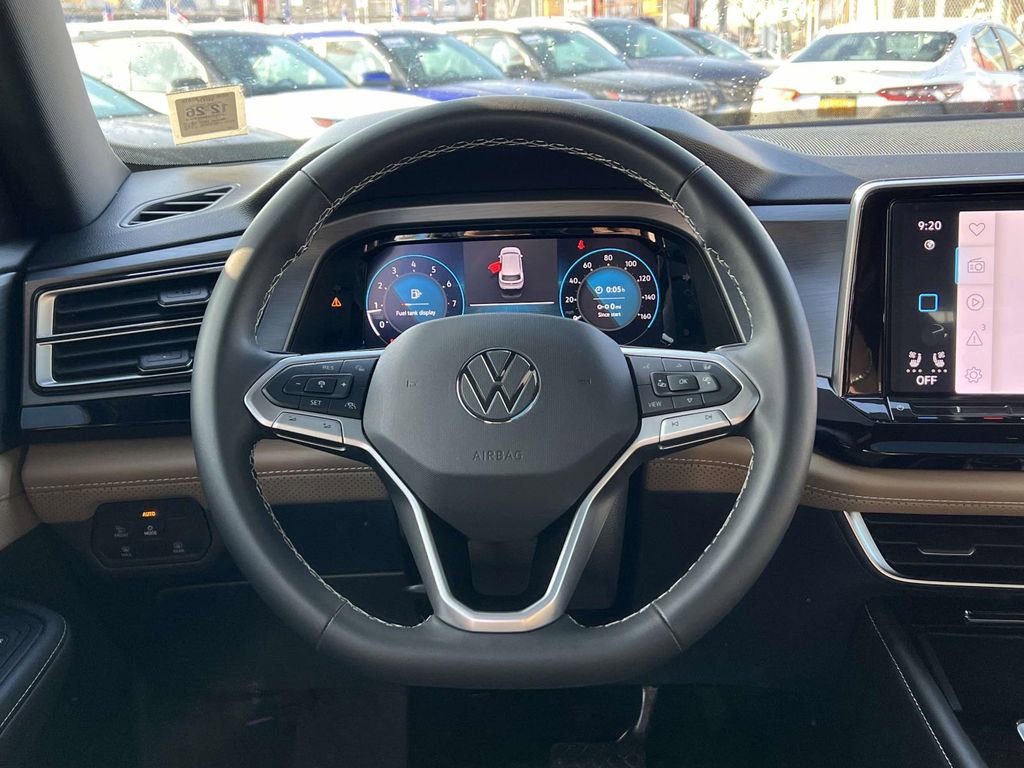 Used 2024 Volkswagen Atlas Cross Sport SE image 16