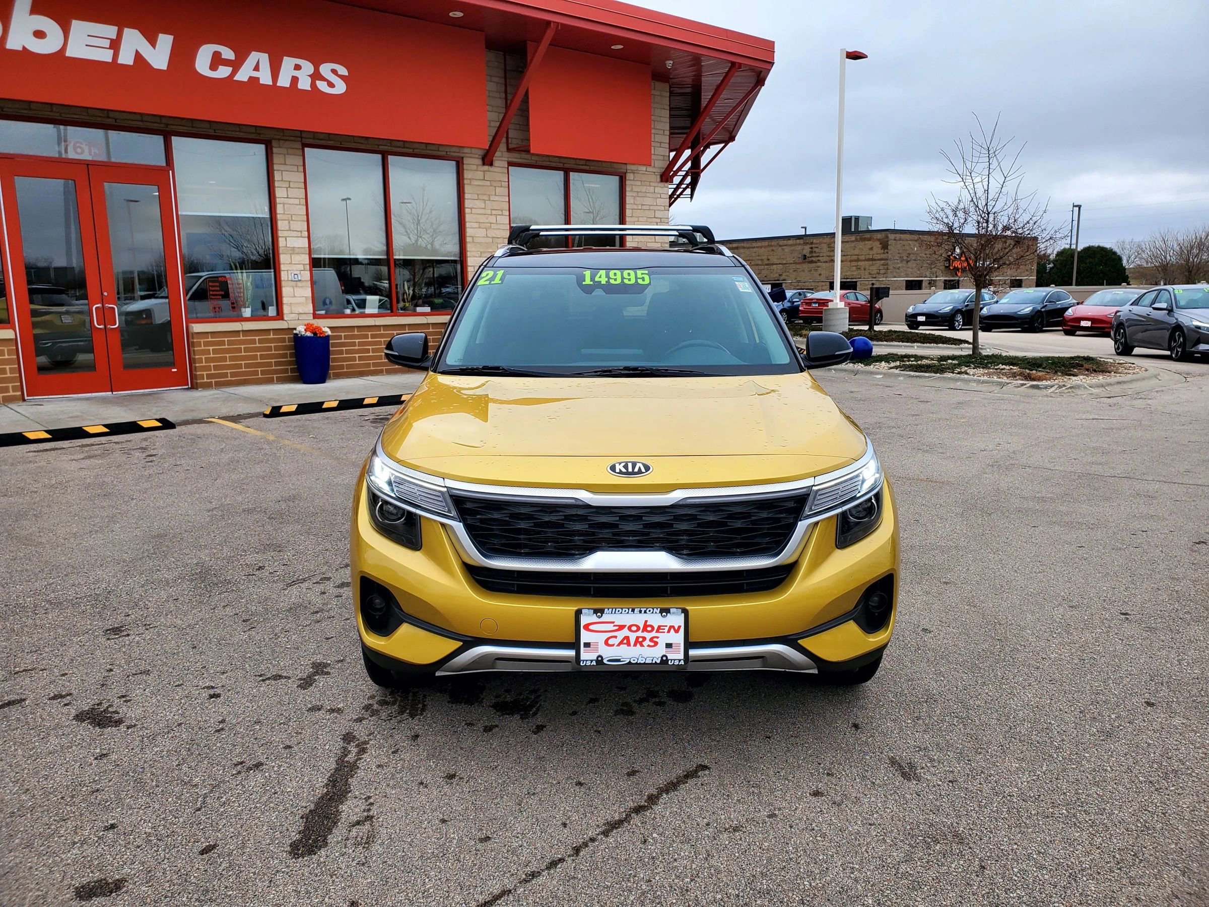 Used 2021 Kia Seltos S image 2