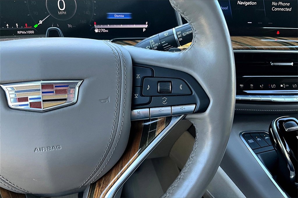 Used 2021 Cadillac Escalade Premium Luxury Platinum w/ Heavy-Duty Trailer Package image 19