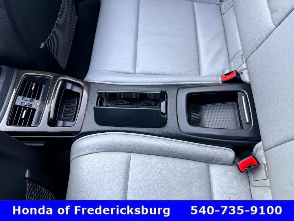 Used 2012 BMW 335i Convertible RWD image 25