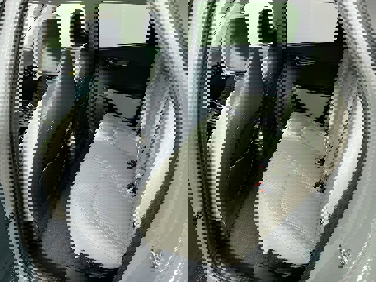 New 2025 Kia EV6 Wind image 29