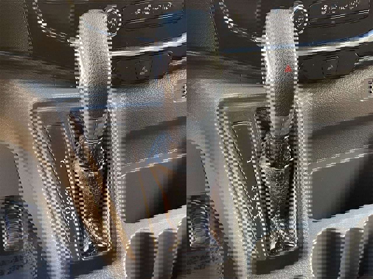 Used 2023 Ford Transit 350 XLT image 26