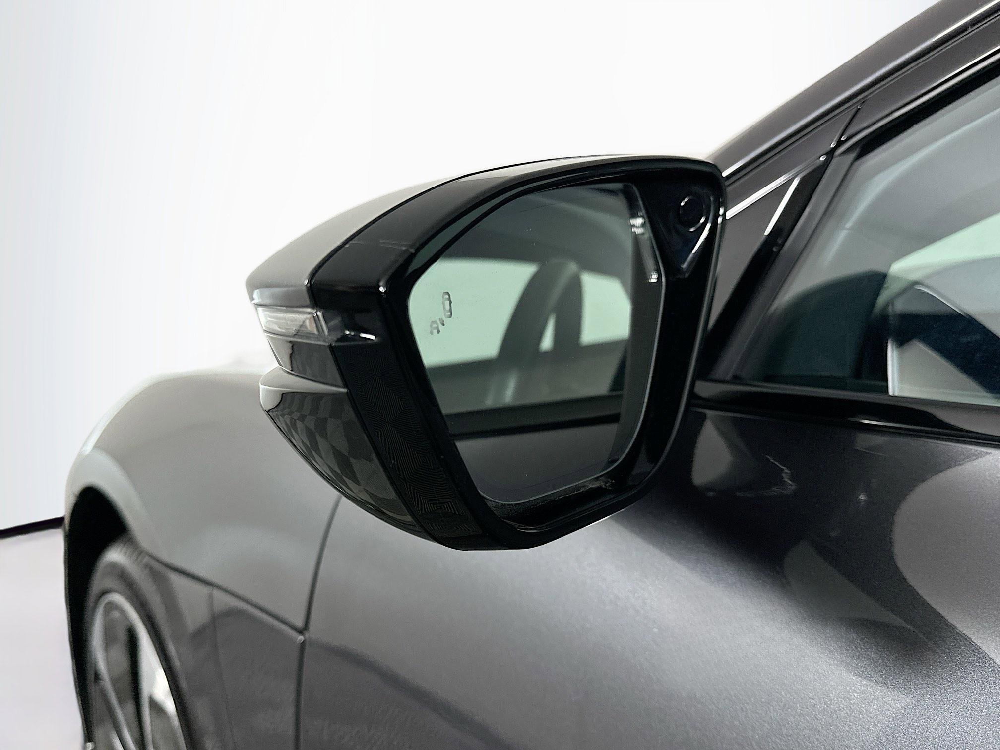 Used 2024 Lucid Air Touring AWD/4WD image 16