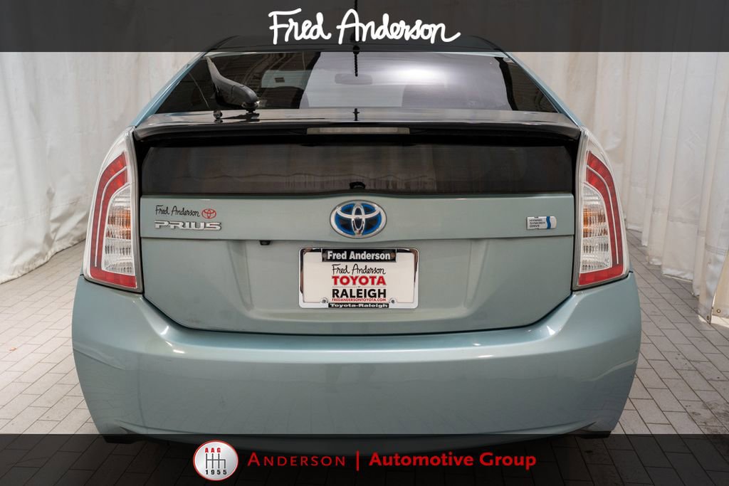Used 2015 Toyota Prius Two FWD image 4