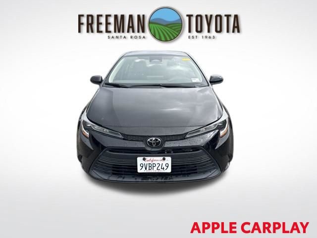 Used 2023 Toyota Corolla LE FWD image 3
