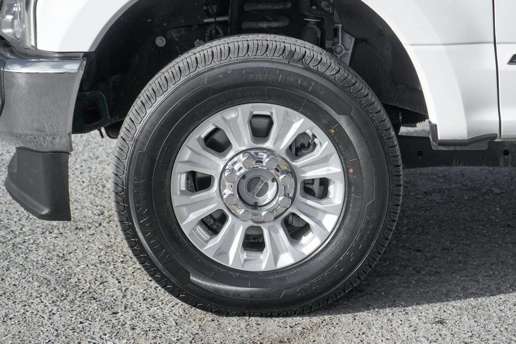 Used 2020 Ford F350 XLT w/ XLT Value Package AWD/4WD image 41