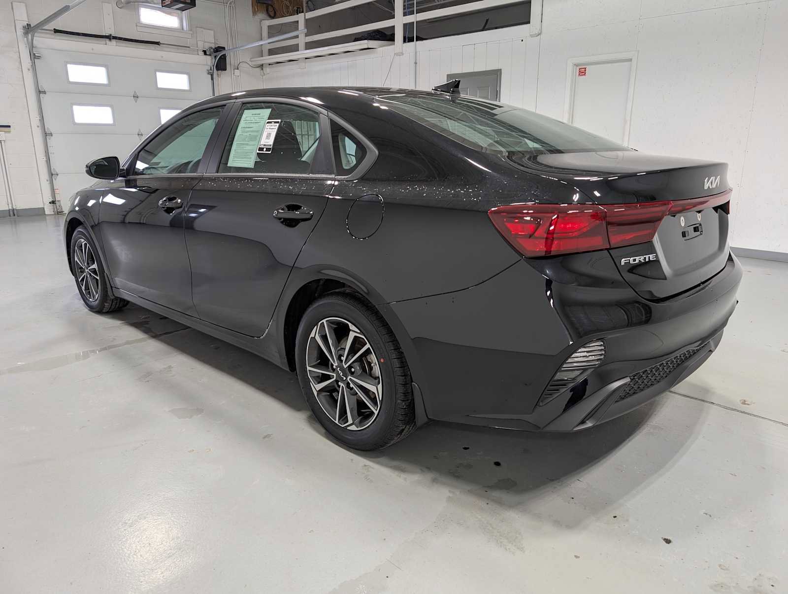 Used 2024 Kia Forte LXS w/ LXS Technology Package image 10