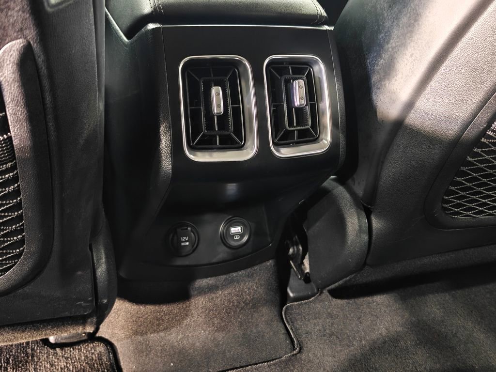 Used 2021 Kia Sorento S image 29