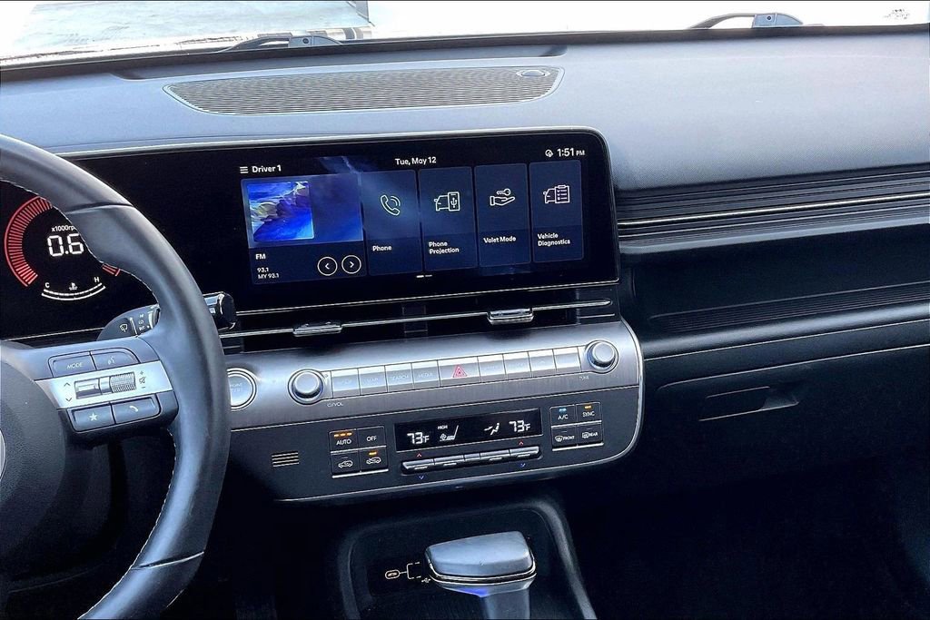 Used 2025 Hyundai Kona SEL AWD/4WD image 6