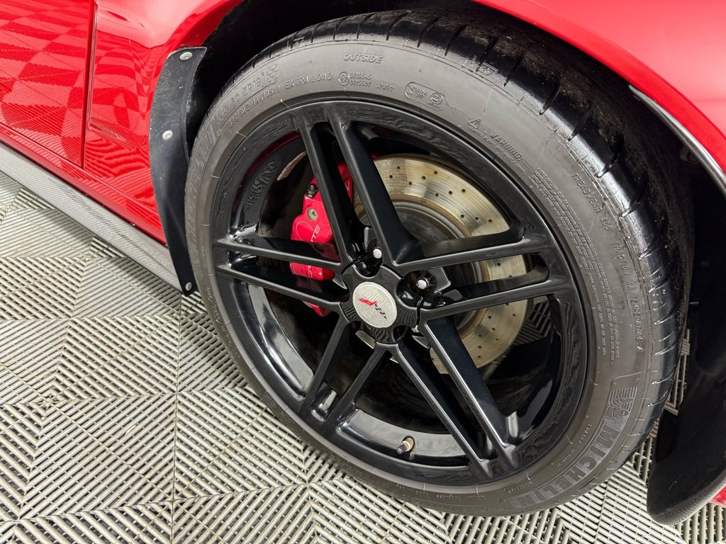 Used 2006 Chevrolet Corvette Z06 w/ Preferred Equipment Group image 12