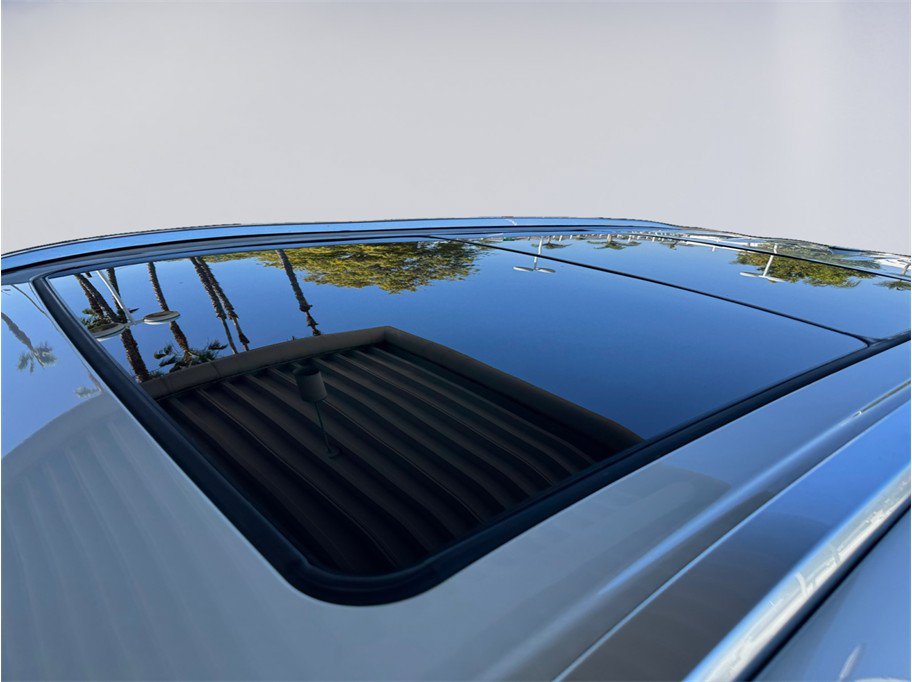 Used 2021 Toyota Highlander Platinum FWD image 9