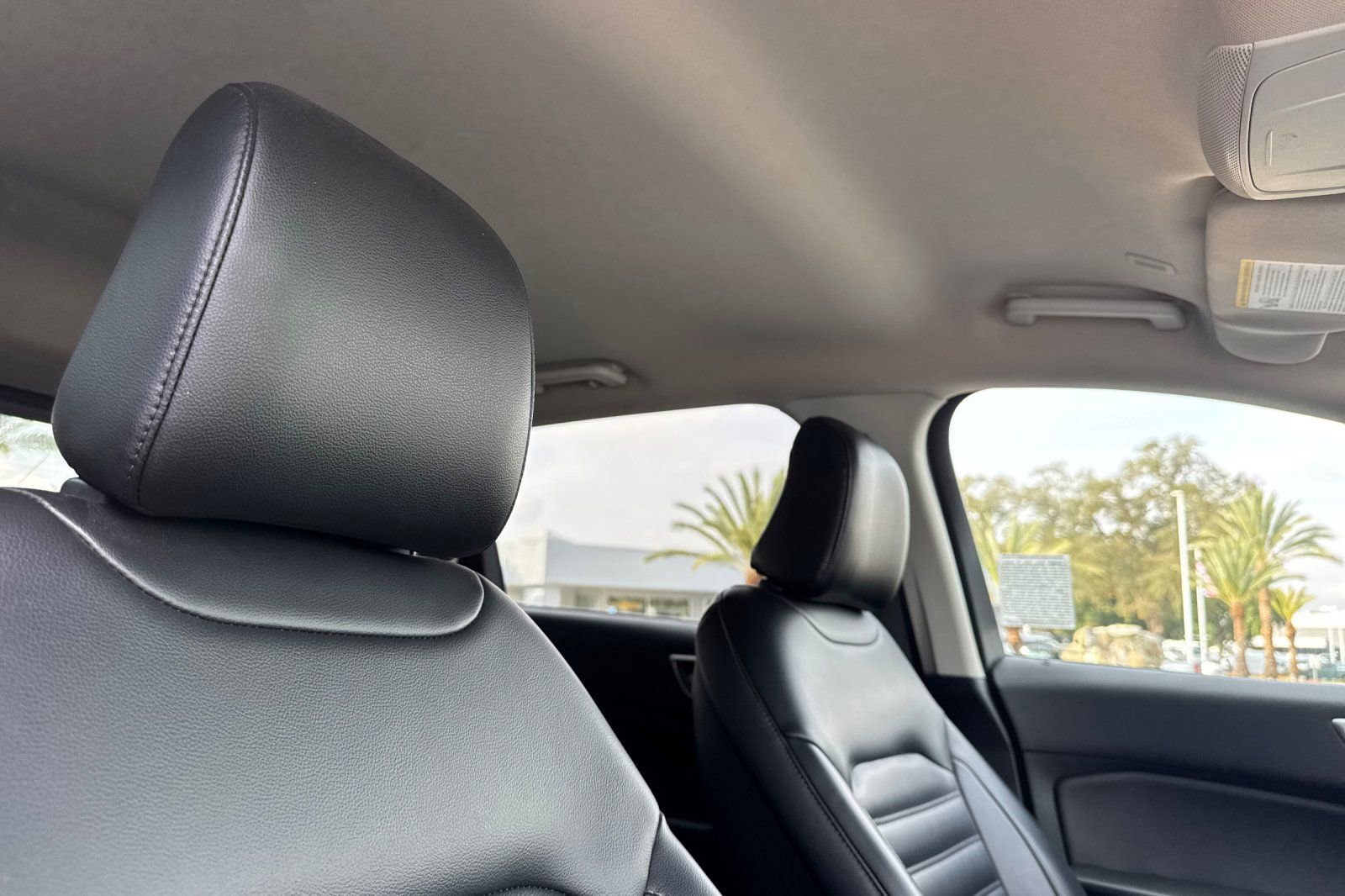 Used 2022 Ford Edge SEL image 18