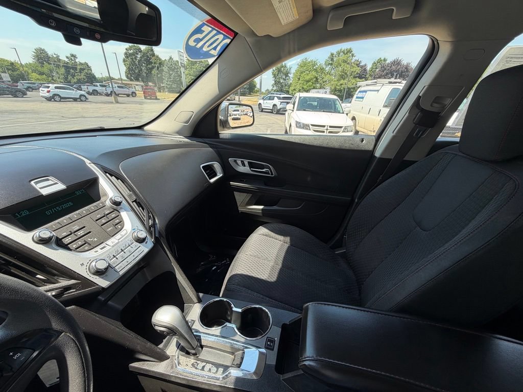 Used 2015 Chevrolet Equinox LS FWD image 15