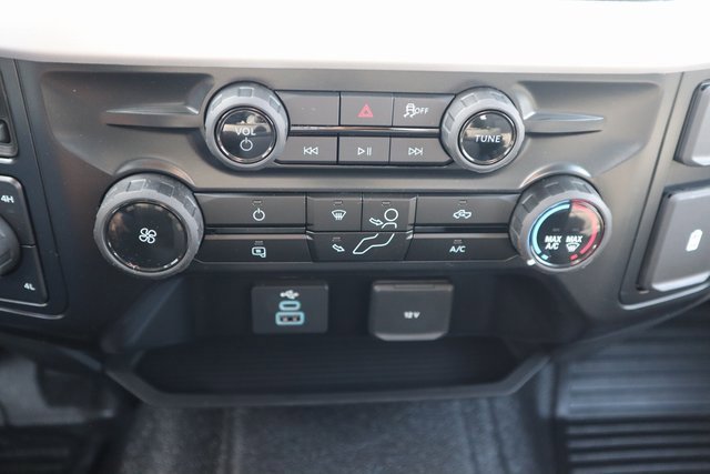 New 2026 Ford F250 XL w/ XL Chrome Package image 12