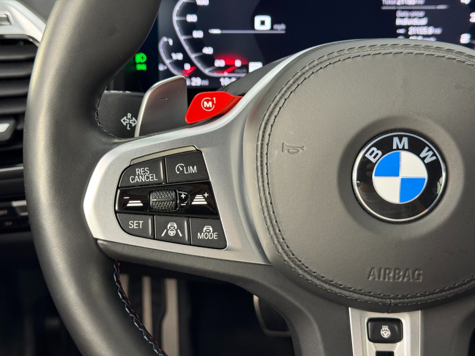 Used 2025 BMW M8 Competition AWD/4WD image 20