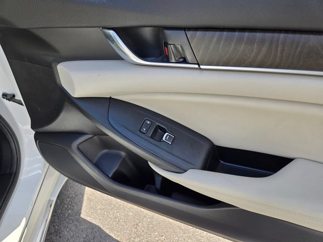 Certified 2021 Honda Accord EX image 25