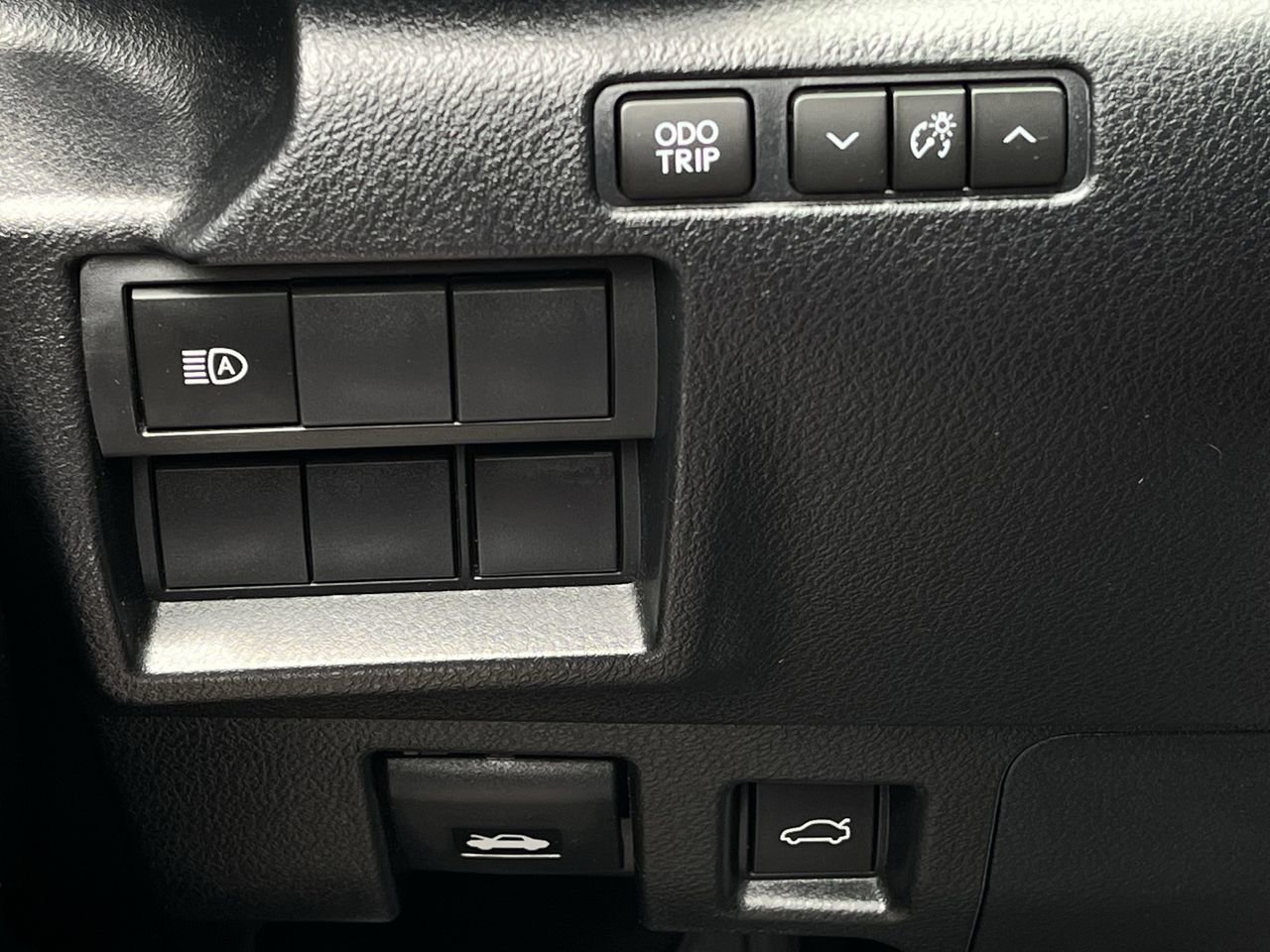 Used 2023 Lexus IS 300 w/ Comfort Package RWD image 20