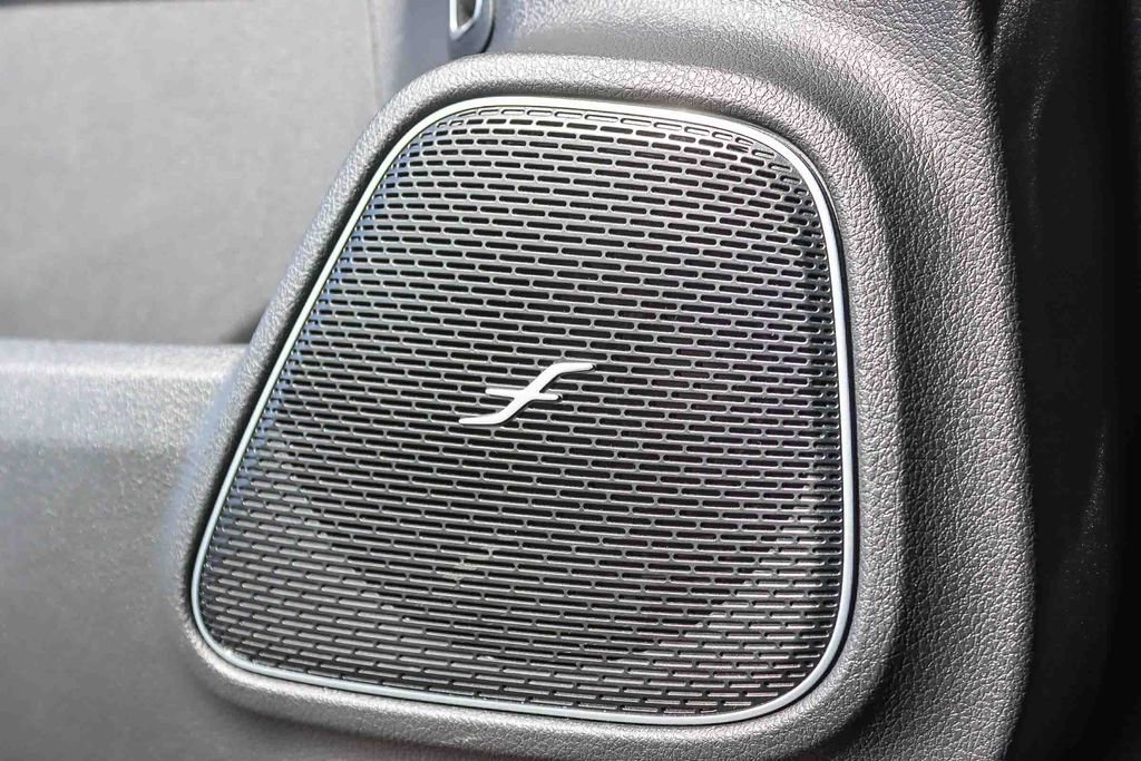 Used 2021 Mercedes-Benz GLA 250 4MATIC image 48