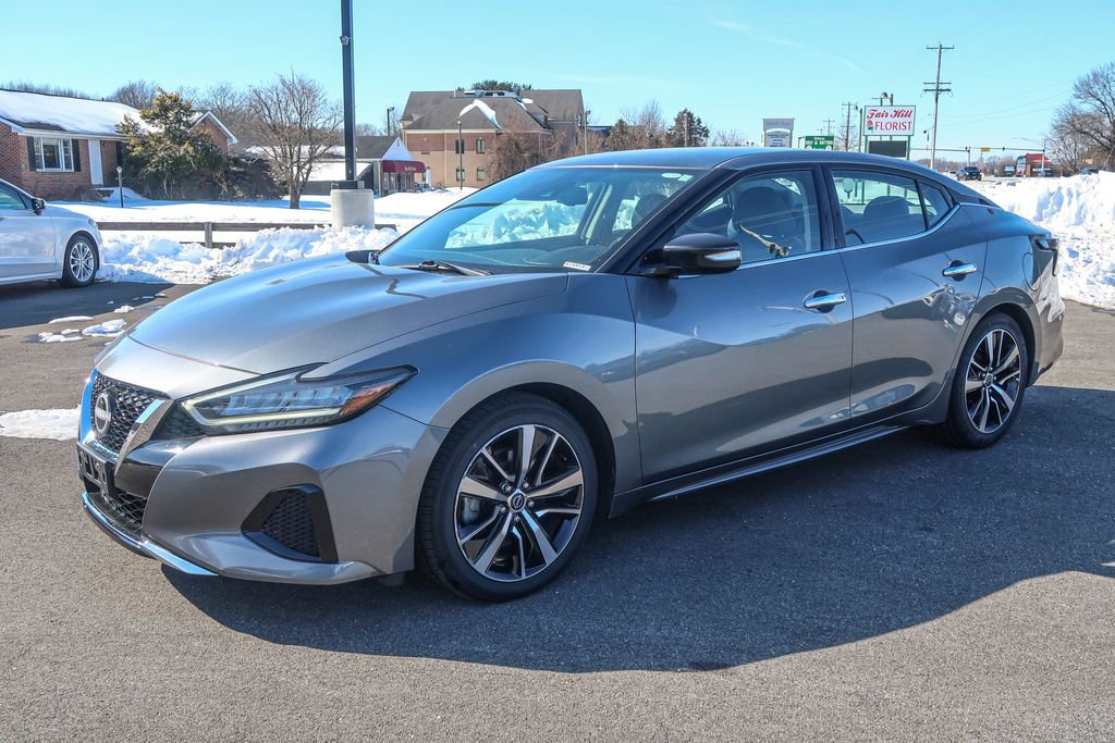 Used 2023 Nissan Maxima SV w/ Floor Mat Group image 4